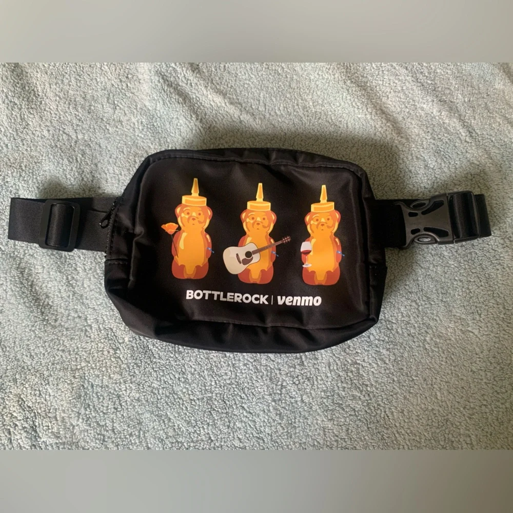 BottleRock Festival Fanny Pack Sling Crossbody Bag Poppy Honey Bear Guitar Wine - Picture 2 of 8